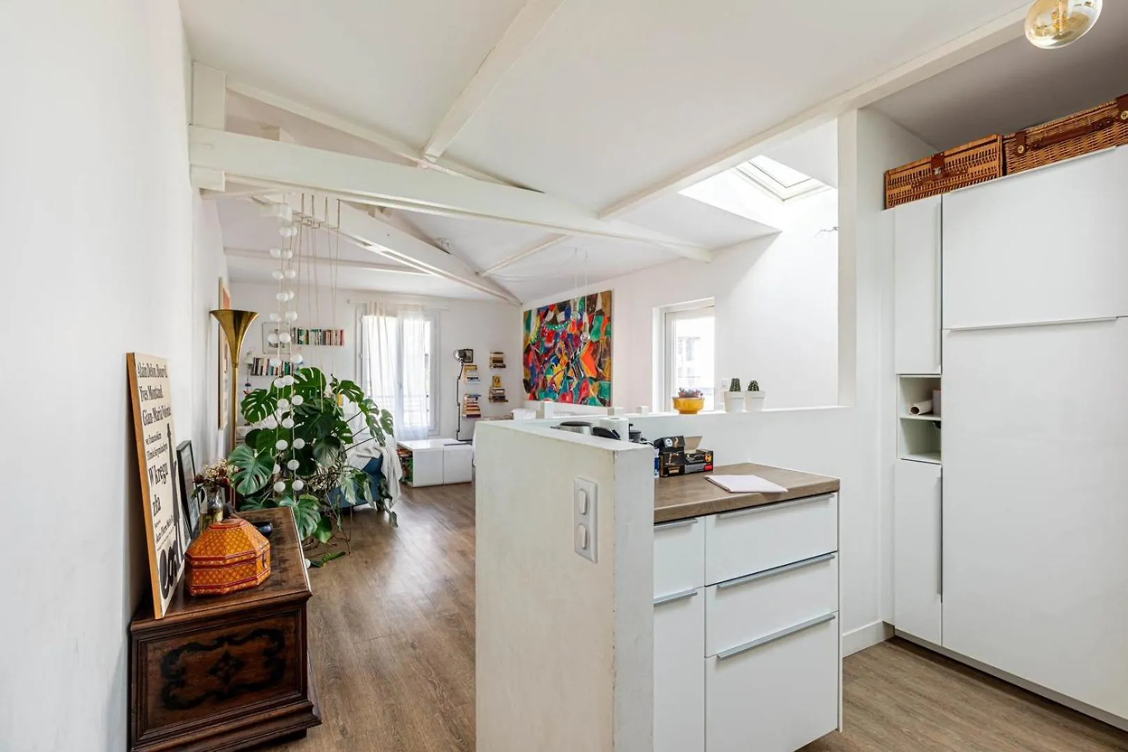 Le Contemporain - Terrace & Near Montmartre *